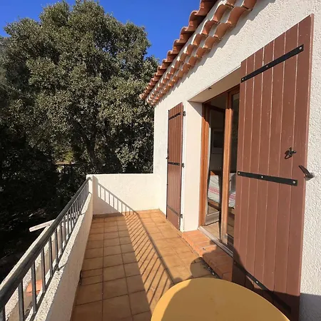 Ca000-194 Maison 4 Pieces 7 Personnes A Sur Cavalaire-sur-Mer
